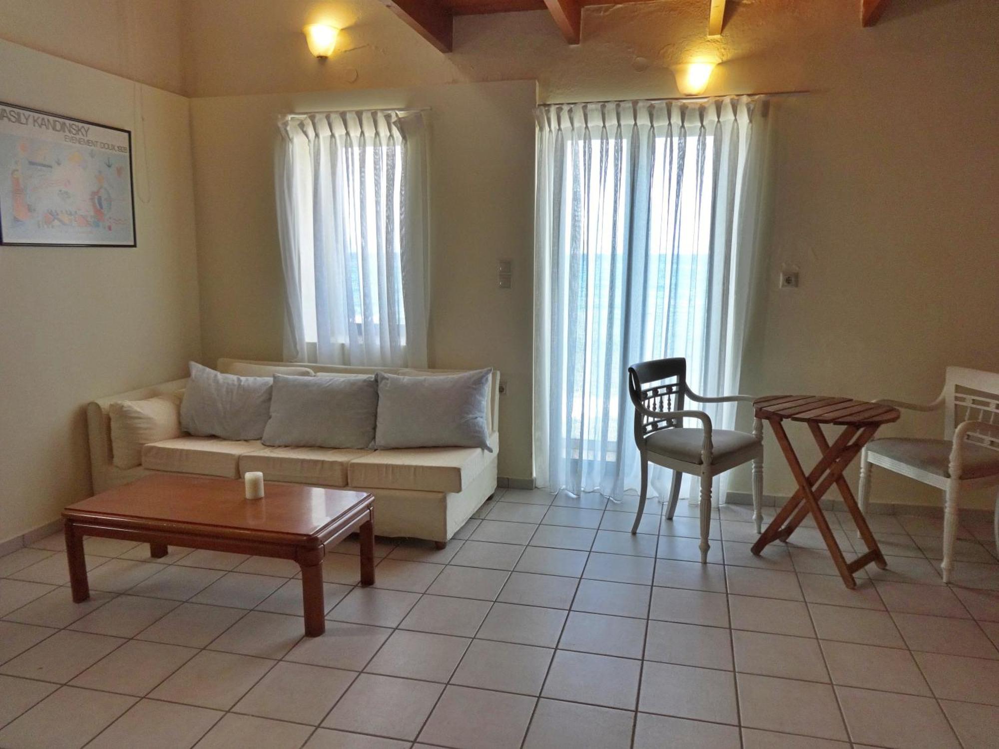 Thalassa Apartments Rethymno  Bagian luar foto