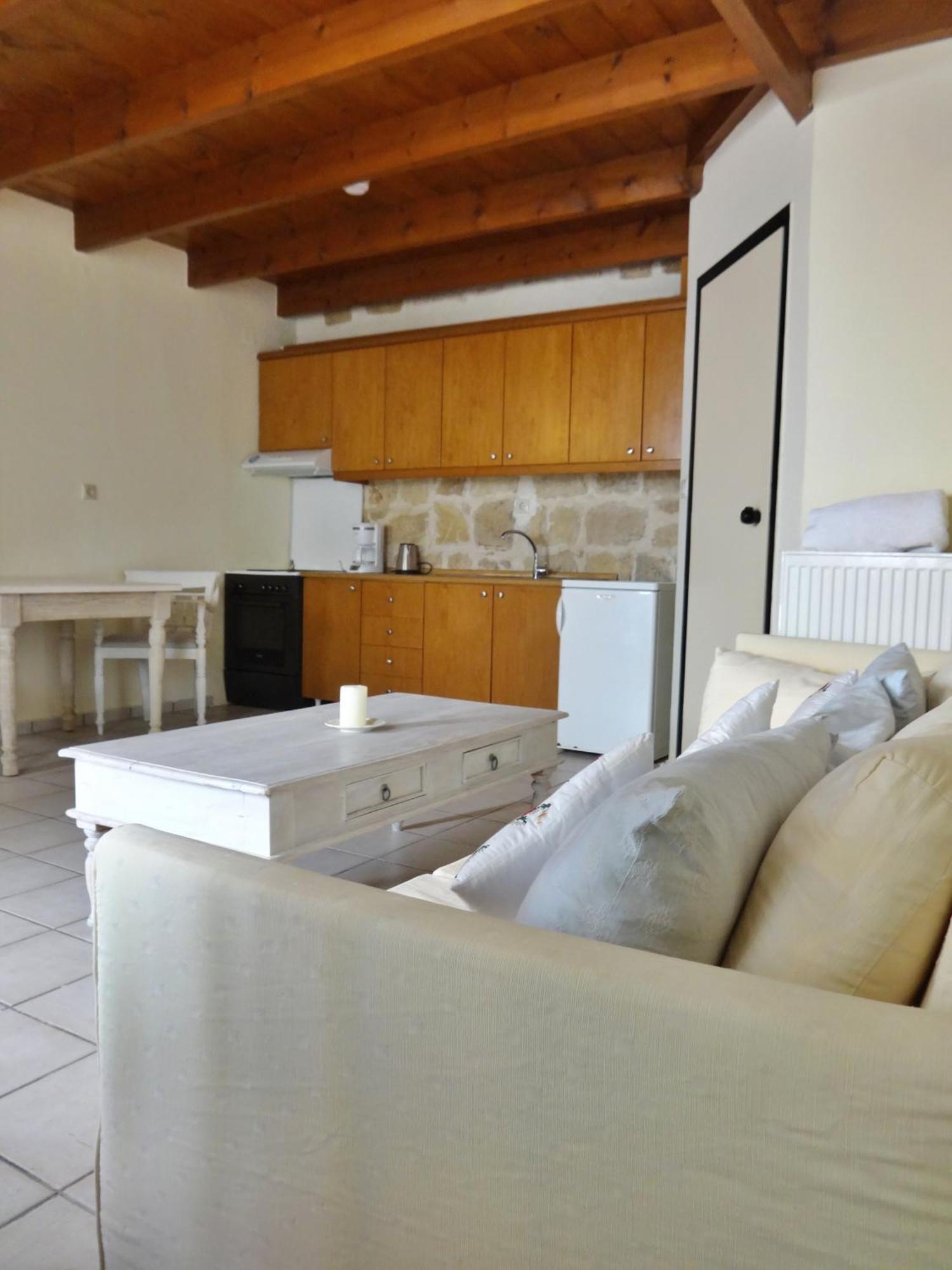 Thalassa Apartments Rethymno  Bagian luar foto